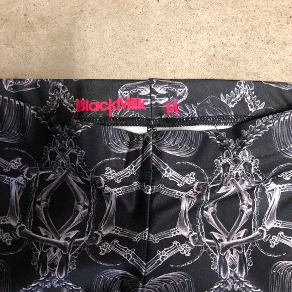 Blackmilk Black and White Patterned Leggings - Picture 3 of 5